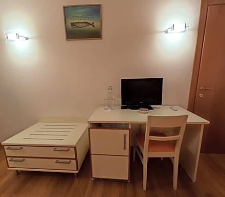 Triple Room with Balcony