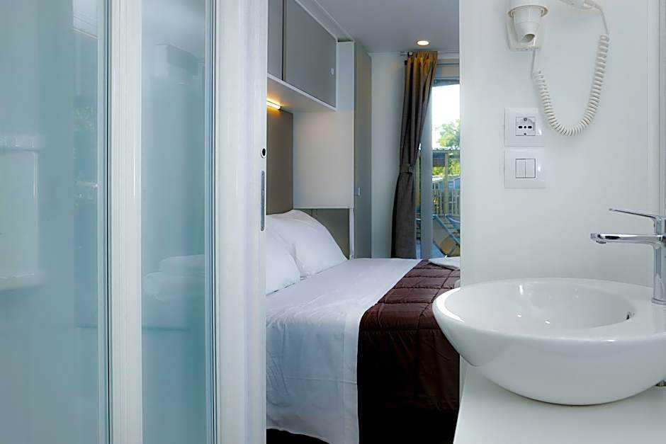 hu Norcenni Girasole Village