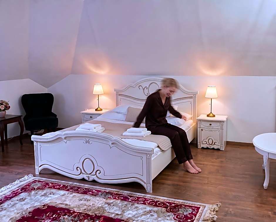Hotel Salamander - Garni