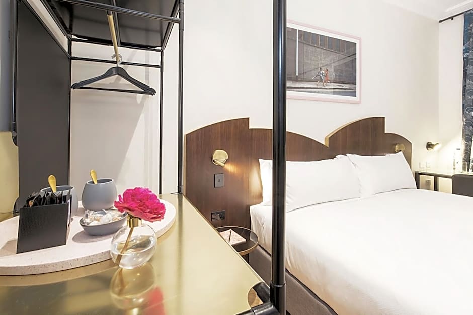 Photo 1 of 7 of Urban 1 King Bed