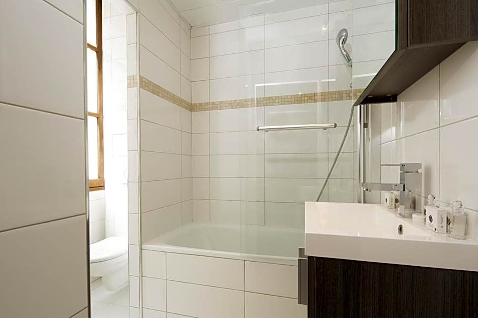 Lion d'Or Paris Suites