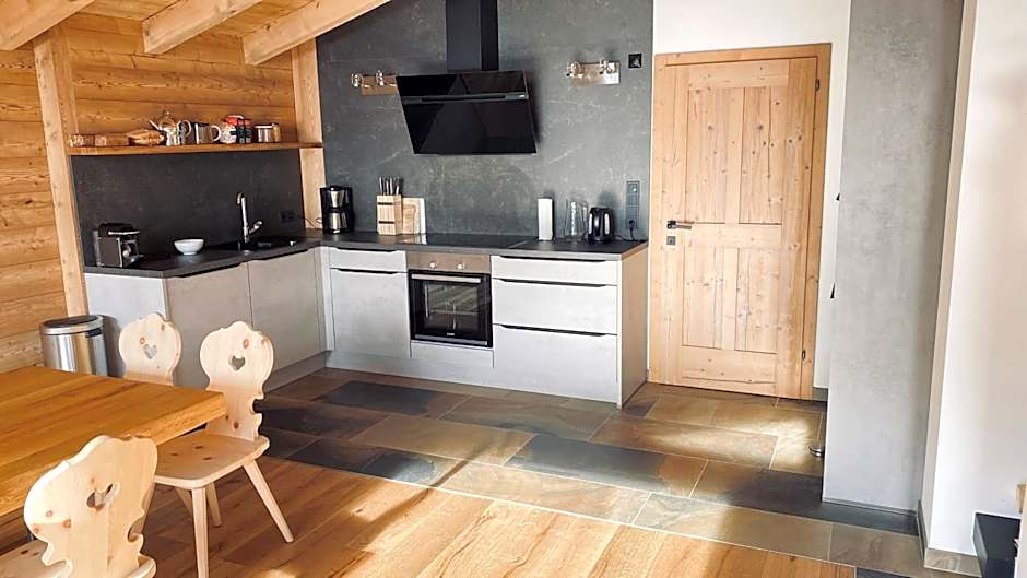 Astn Hütten Residenz Waldsicht Königsleiten - Ferienwohnungen