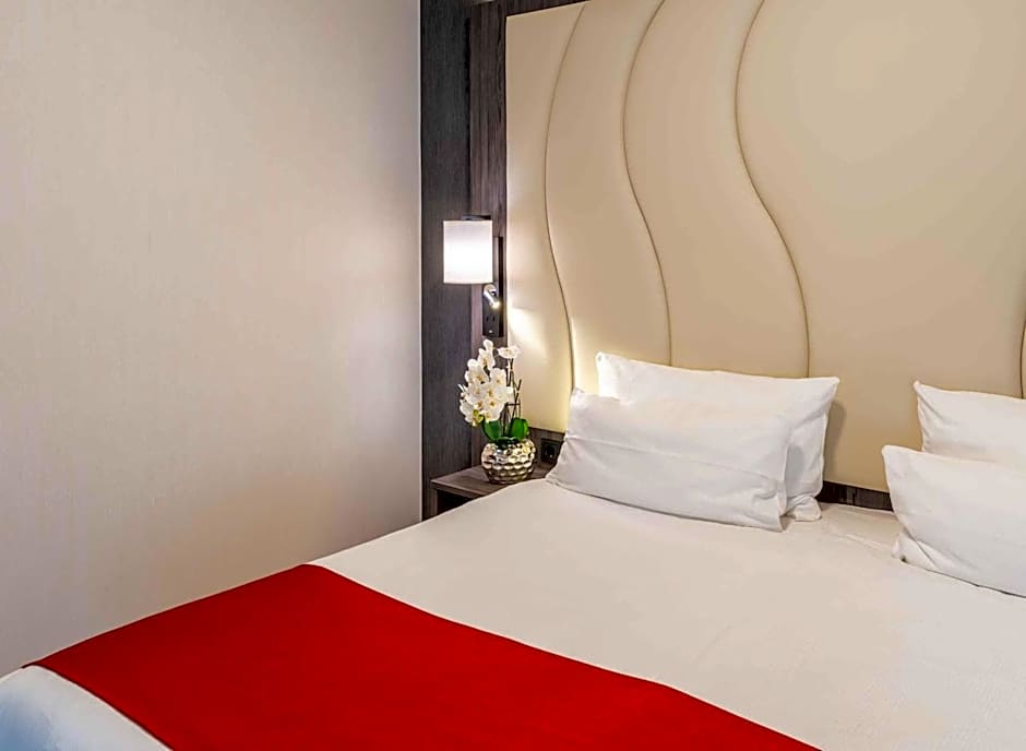 PLAZA Premium Den Haag City Center