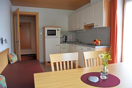  Two-Bedroom Apartment with Balcony (4 -7 Adults)
