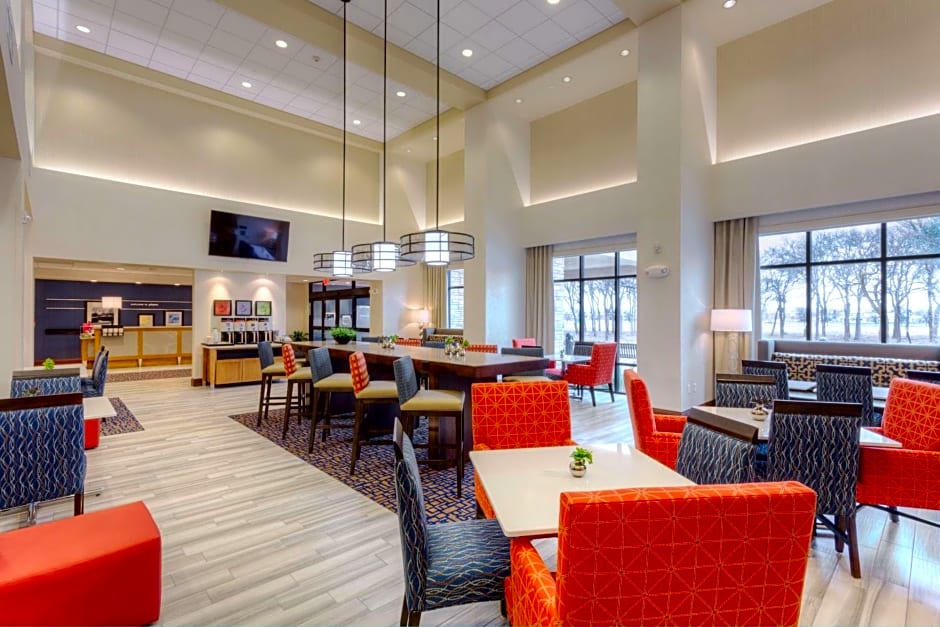 Hampton Inn By Hilton And Suites Dallas Plano East Tx