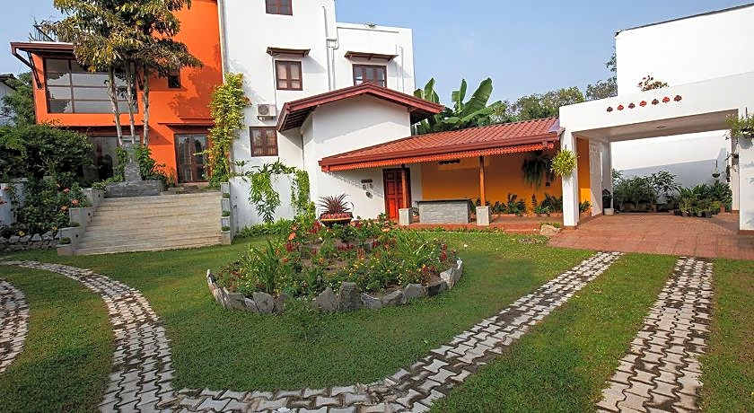 Breeze of Paradise Hotel