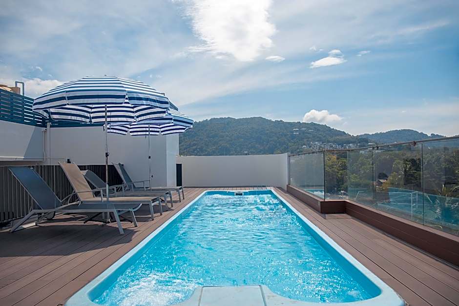 The Blue Pearl Kata Hotel