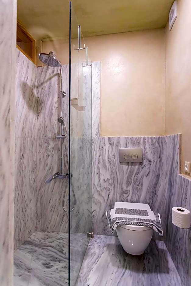 Polixeny's Suites