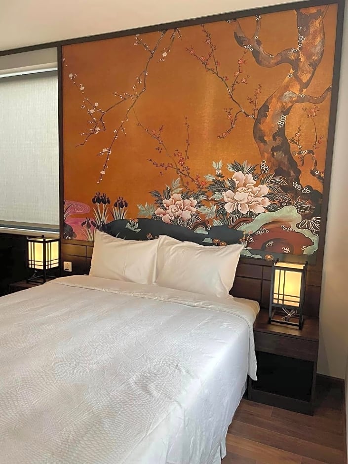 Lynn Times Thanh Thuy