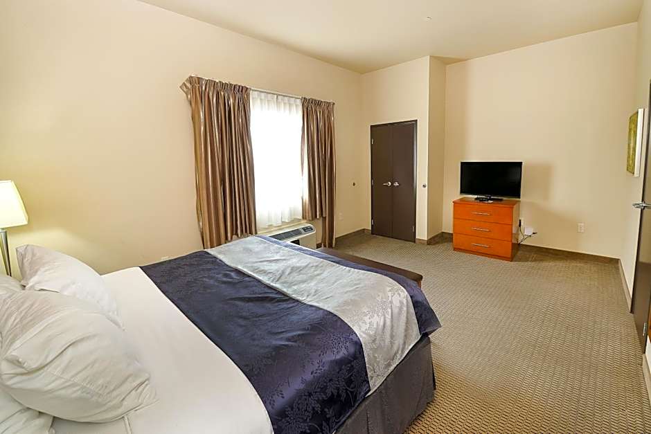 Baymont by Wyndham Grand Forks