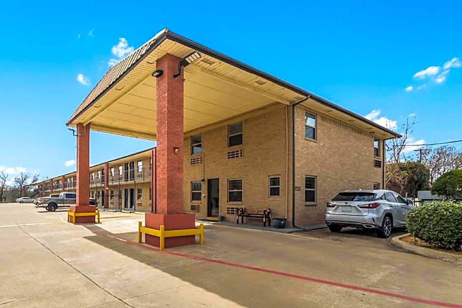 Motel 6 Dallas, TX