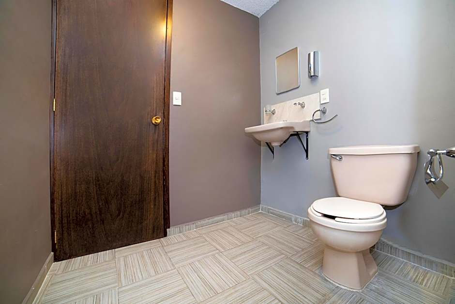 Capital O Hotel Diez