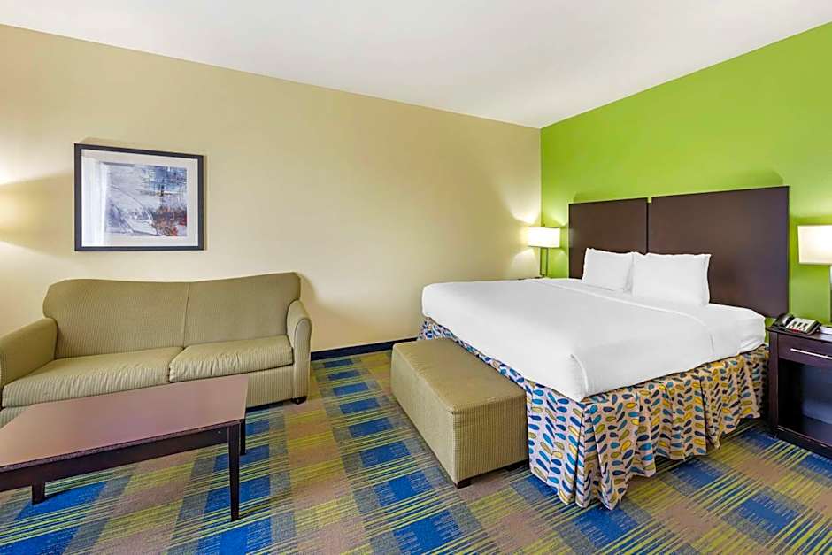 Best Western Plus Pratt