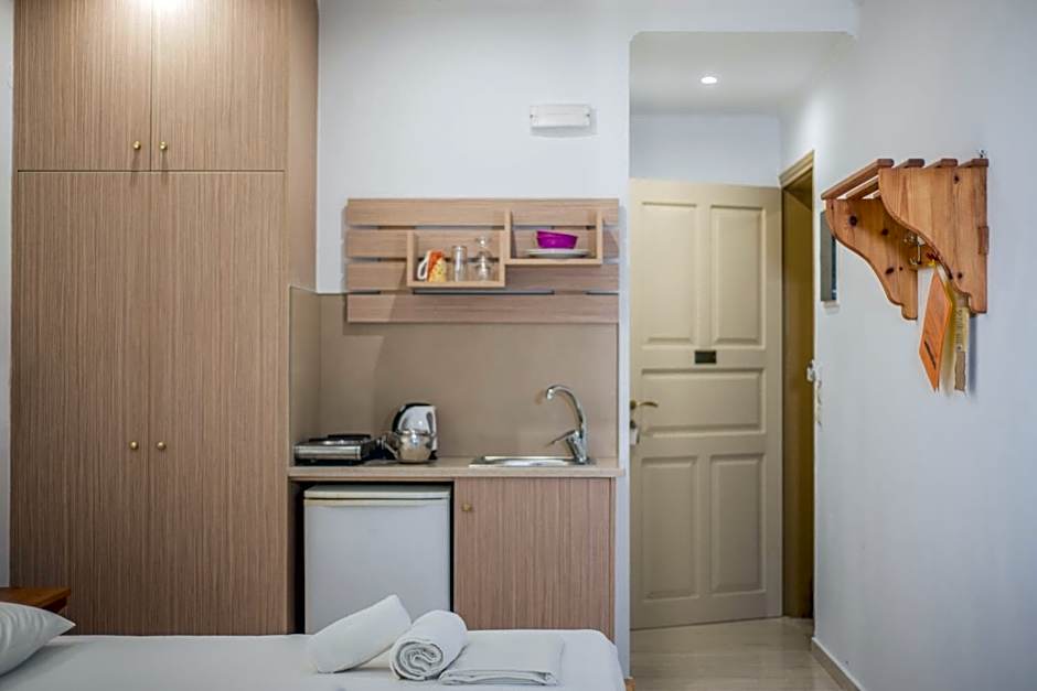 Stefania Studios by Estia