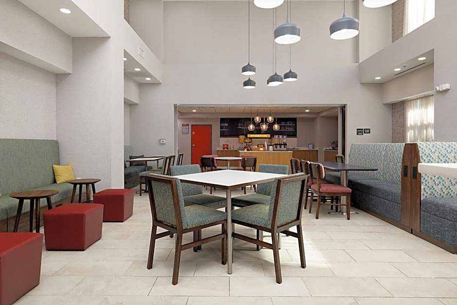 Hampton Inn By Hilton & Suites Mcallen