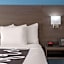 La Quinta Inn & Suites by Wyndham Sacramento North