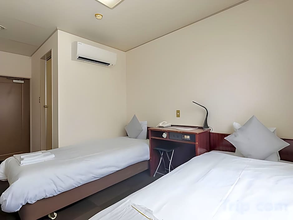 Tabist Business Hotel Suehiro Matsuyama