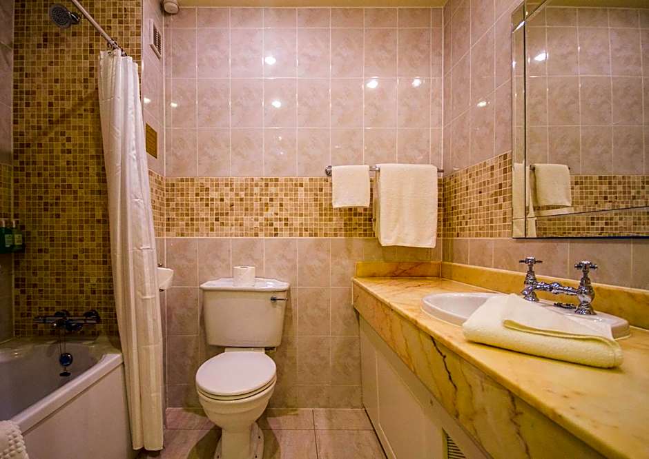 Fitzgeralds Woodlands House Hotel