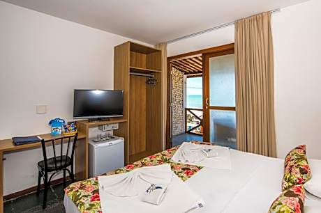 Deluxe Double or Twin Room with Sea View