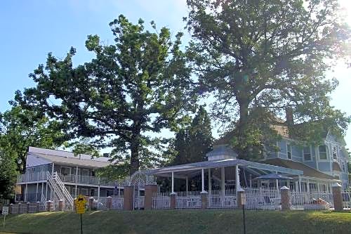 White Rose Motel