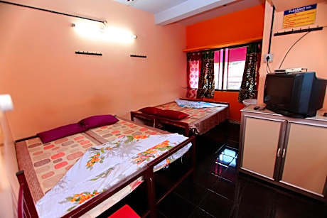 Economy Quadruple Room