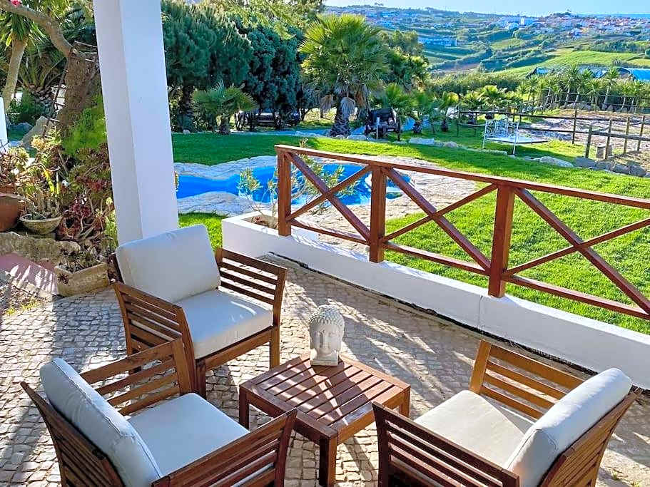 Da Silva Surfcamp- Terrassenzimmer mit Frühstück