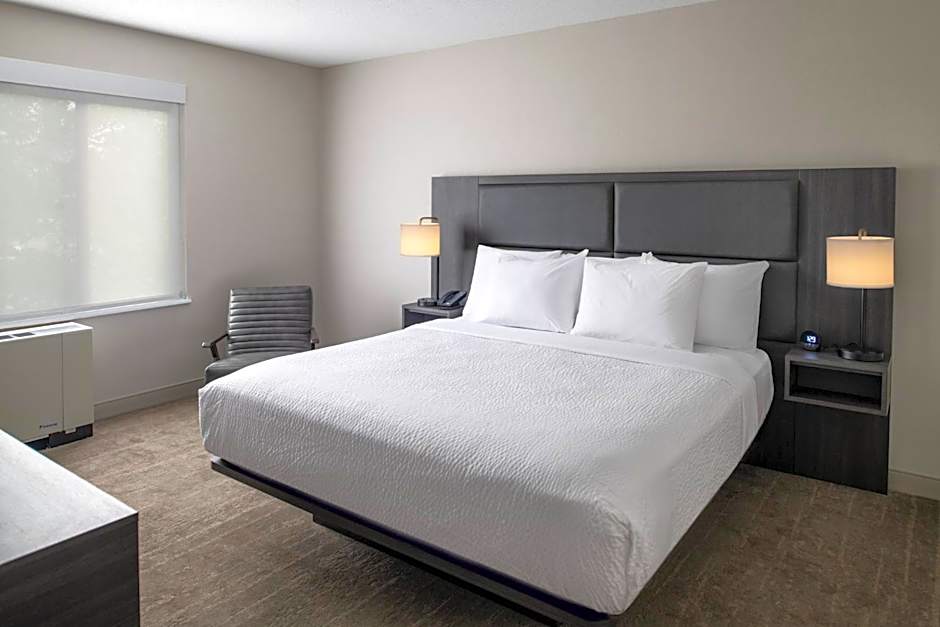 Holiday Inn Express South Burlington - Downtown By IHG