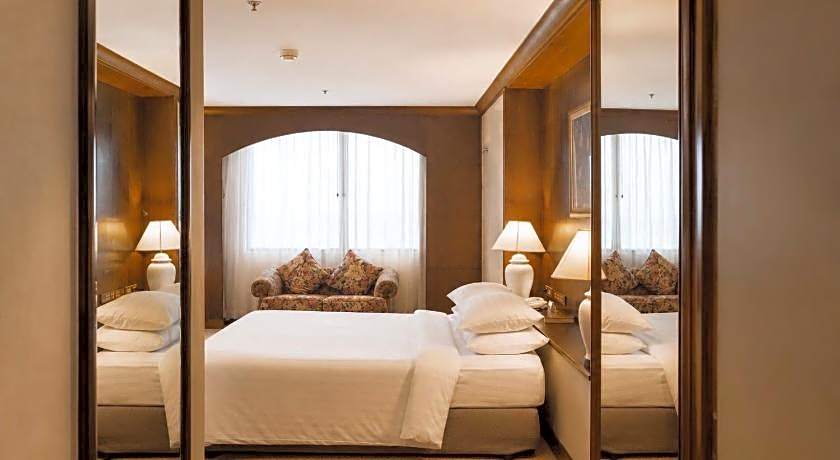 Twin Lotus Hotel