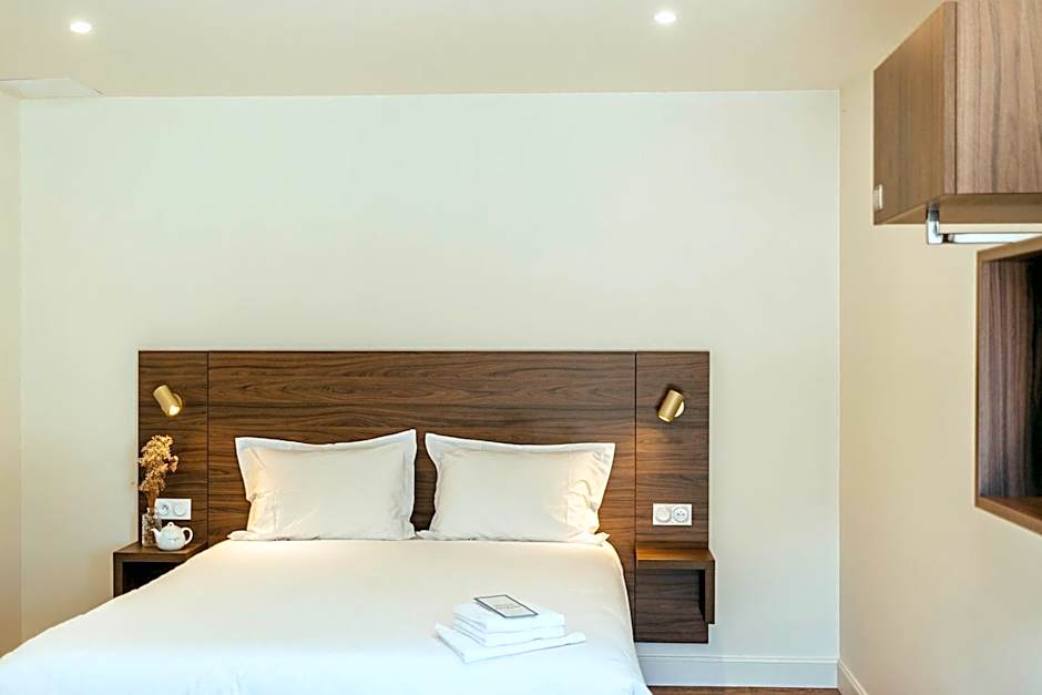 Mayrena Hotel Restaurant