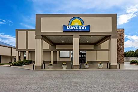 Days Inn by Wyndham Adel
