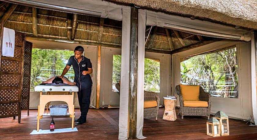Impodimo Game Lodge