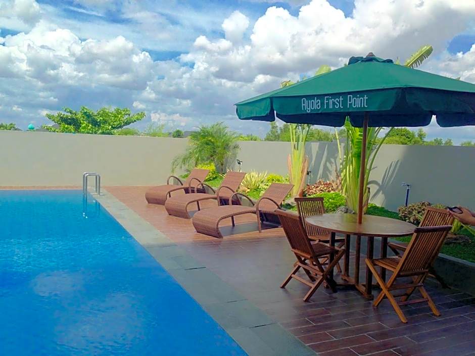 Ayola First Point Hotel Pekanbaru