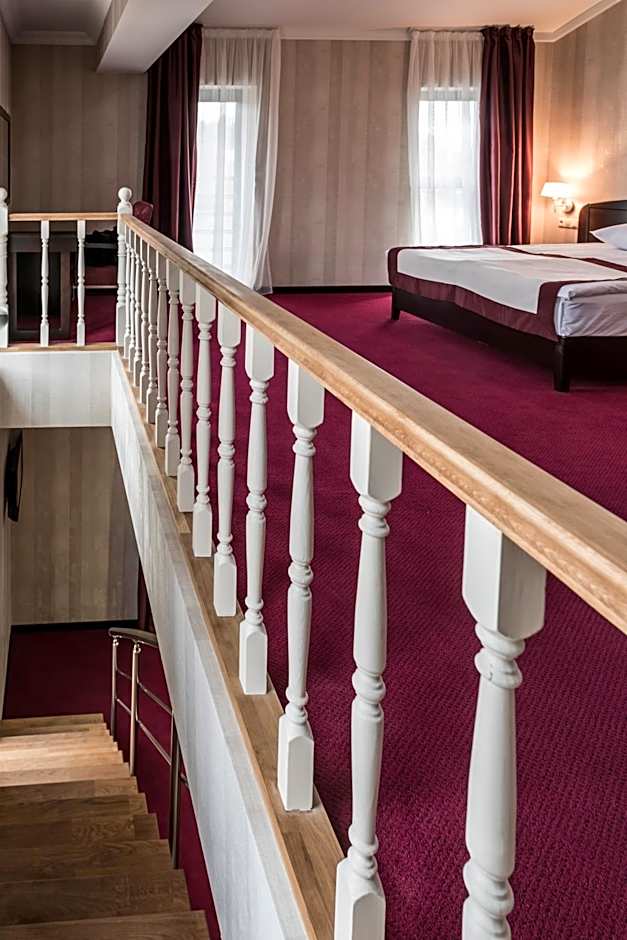 Kopala Tskneti Hotel