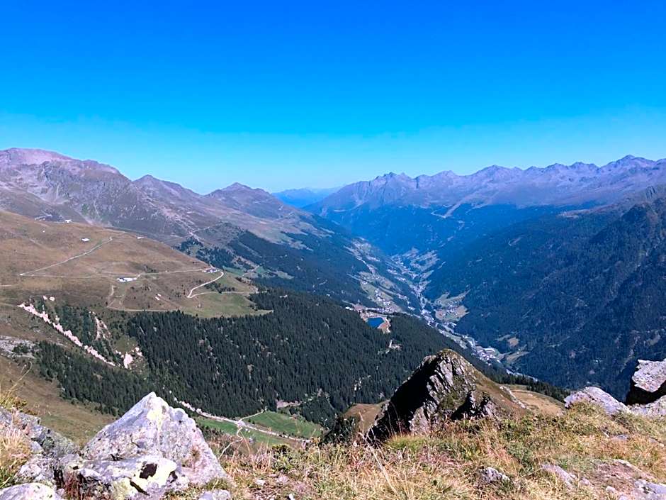 Hotel Garni Central - Zimmer - Studios - Apartments