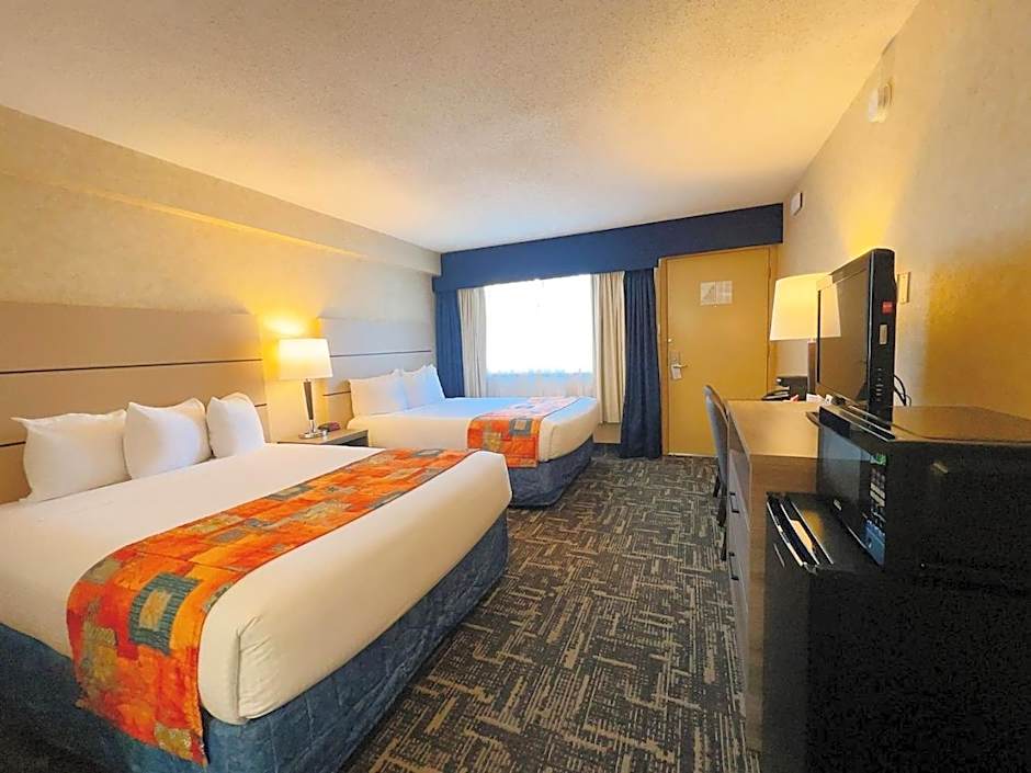 North Vancouver Hotel