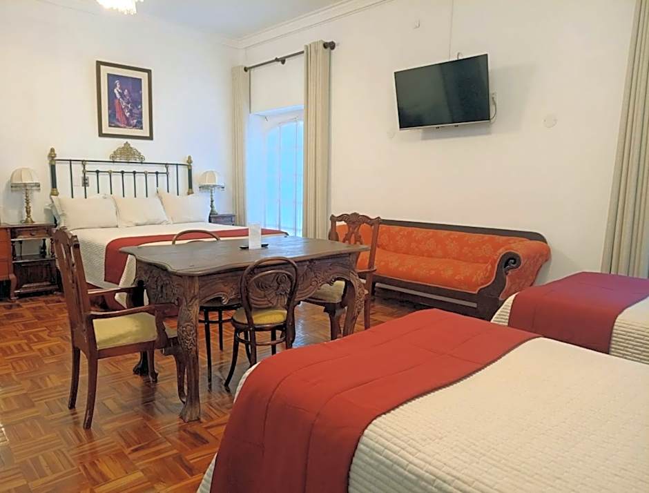 El Hotel de Su Merced