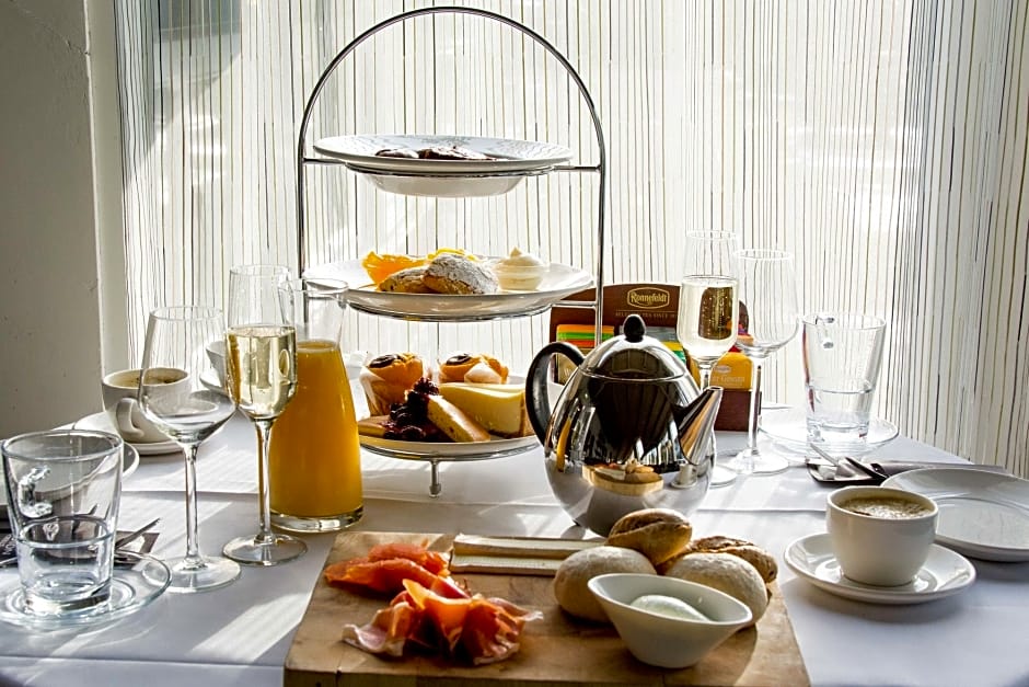 Sandton Hotel De Roskam