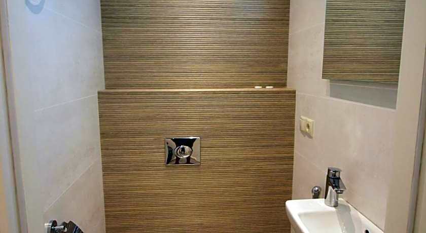 Super Luxury Apartments