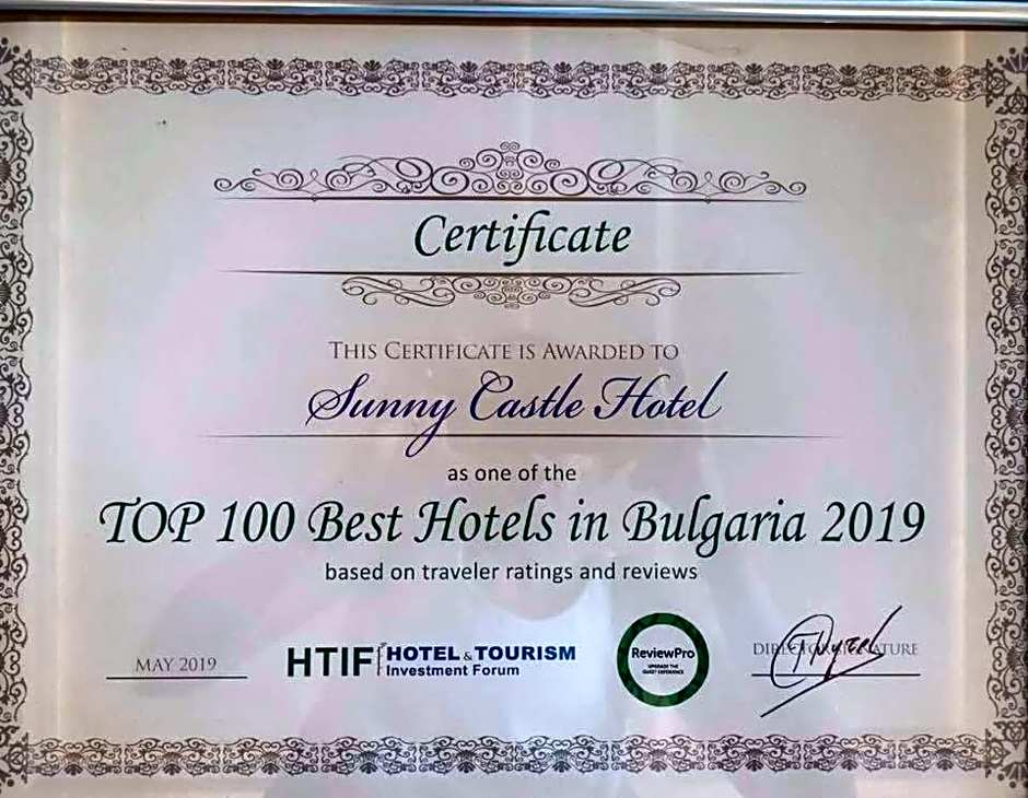 Sunny Castle Hotel - All Inclusive, Beach and Free parking