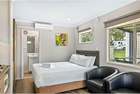 Standard Studio Cabin