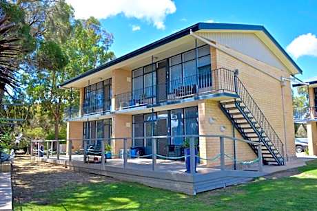 Longbeach Apartments