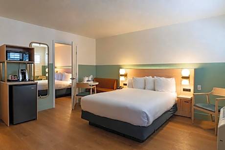 One-Bedroom Suite