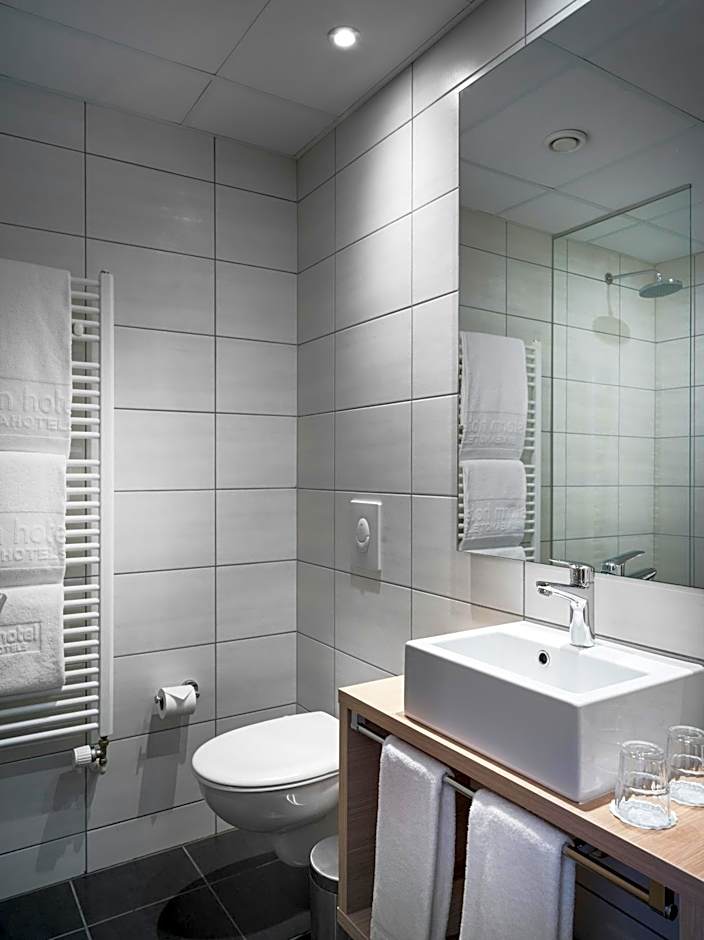 Storm Hotel by Keahotels