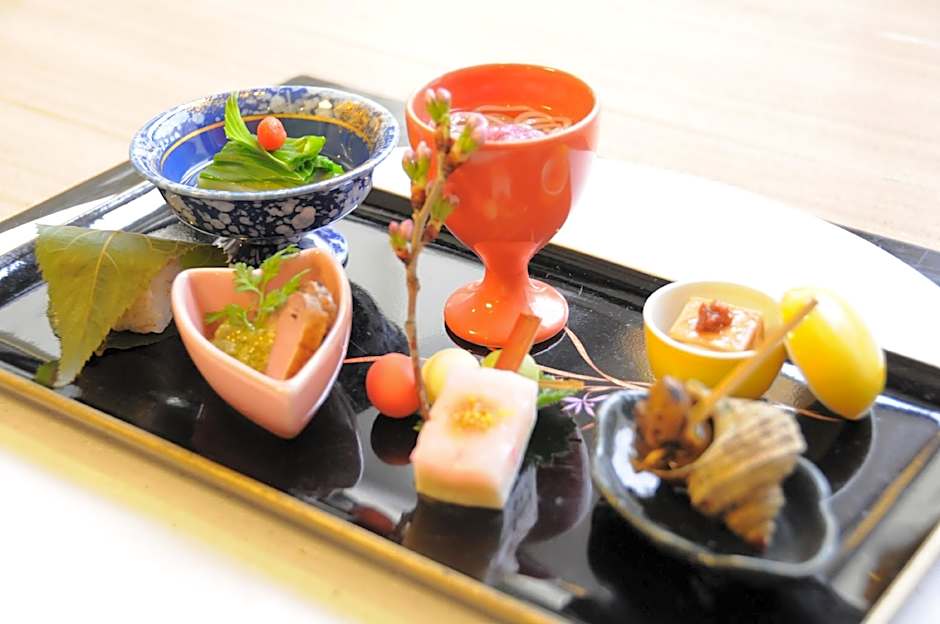 Keikoku Bettei Mochinoki