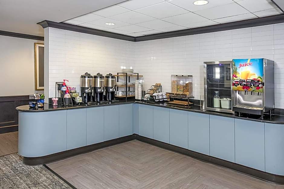 Staybridge Suites Williamsville - Buffalo