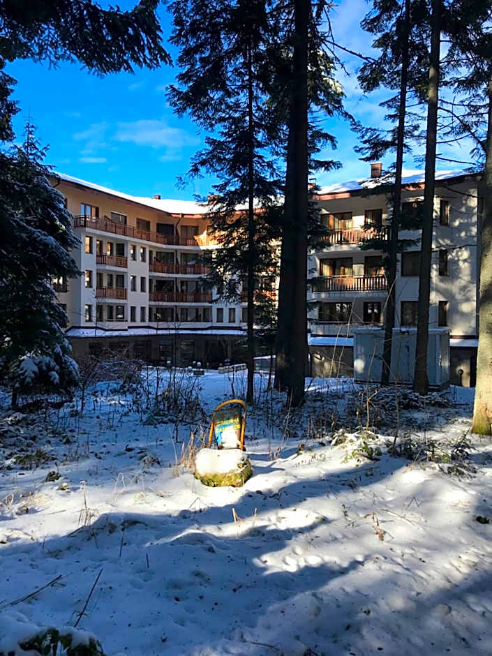 Studios-Villa Park SV