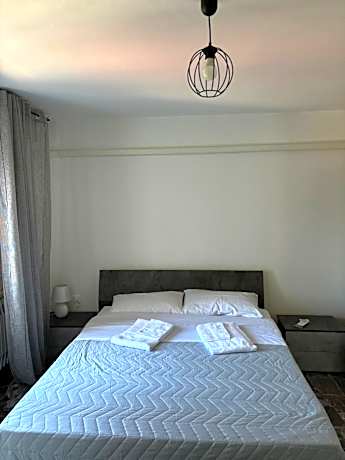Triple Room with Private External Bathroom