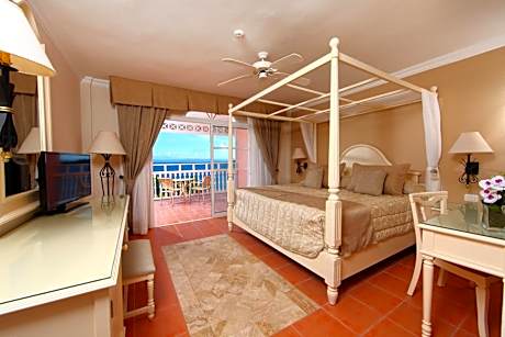 Junior Suite Superior Sea View  (3 Adults)