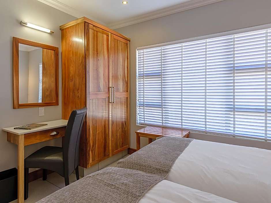 Photo 1 of 12 of 2 Bedroom Chalet