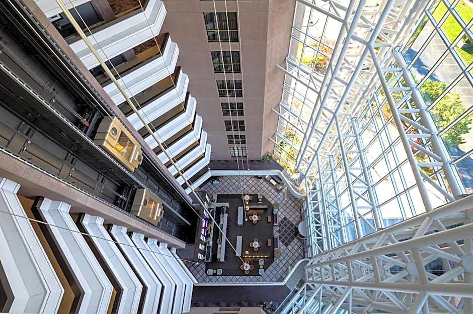 Hilton Suites Toronto/Markham Conference Center And Spa